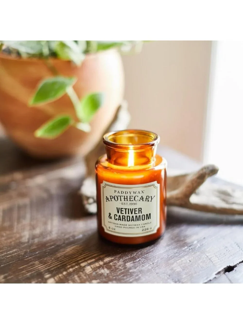 Reusable Glass Jar Soy Candle with Lid - Vetiver & Cardamom, 54 Hour Burn Time